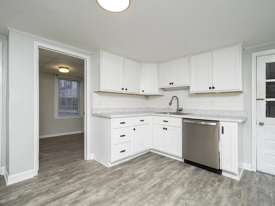 51 Lansing St #1