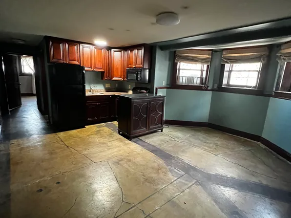 1454 8th St #1, Oakland, CA 94607