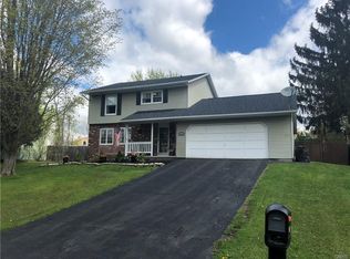 8058 Bamm Hollow Rd, Clay, NY 13041