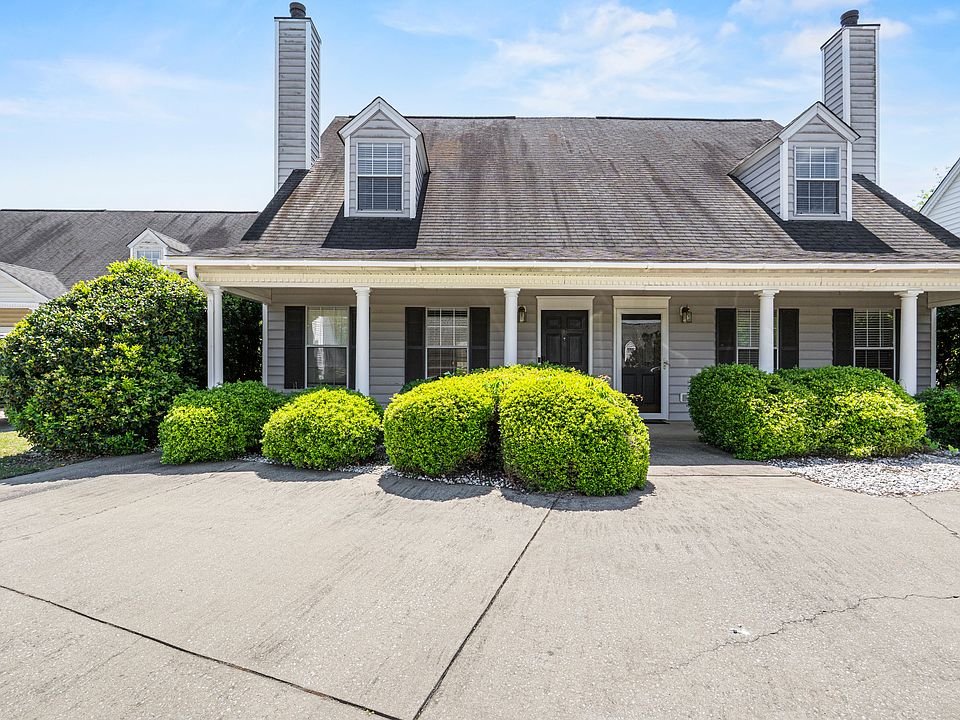 1st image of 118 Saddlechase Ln #1