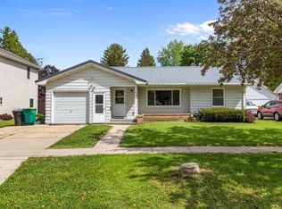532 E Jackson St, Ripon, WI 54971
