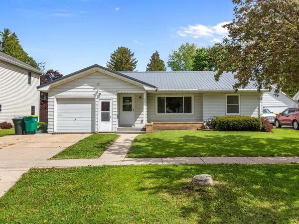 532 E Jackson St, Ripon, WI 54971