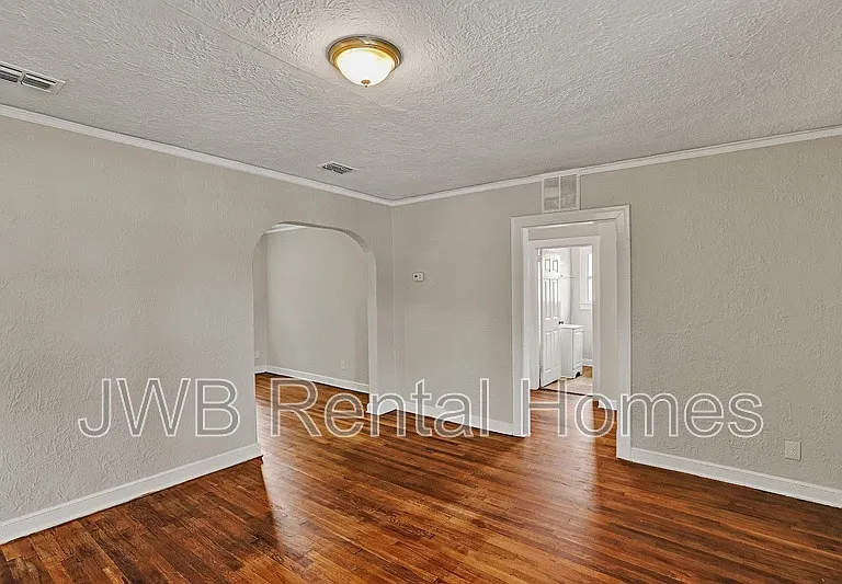 7171 Lucky Dr W — Photo 3