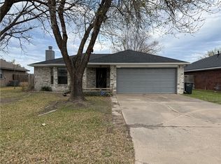 4001 Windfree Dr, College Station, TX 77845