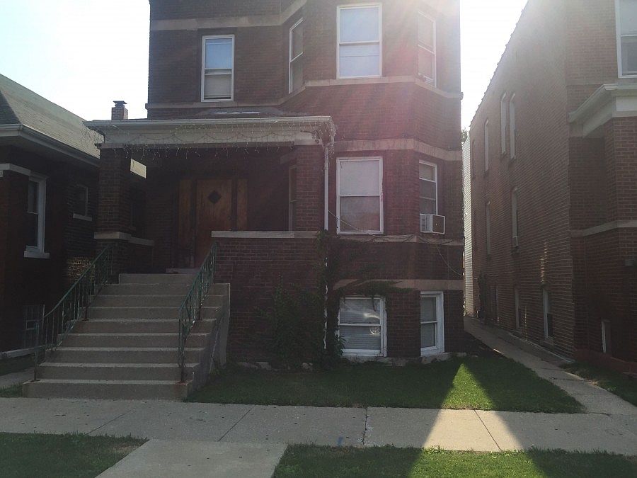 1st image of 2109 S 59th Ct