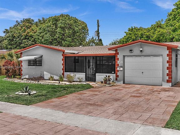 3rd image of 2671 NW 44th Ter