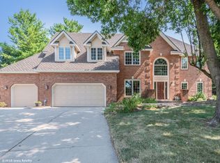 13211 Elmcrest Cir, Clive, IA 50325