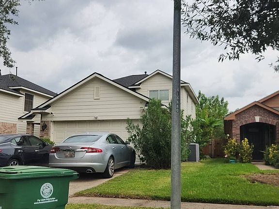 4th image of 10815 Heathercliff Ln