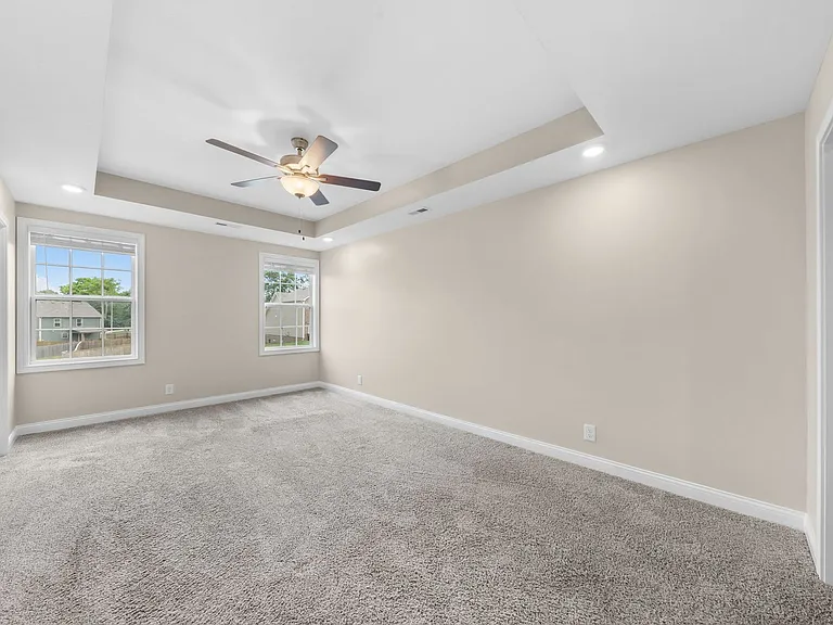 840 Lillian Grace Dr — Photo 15