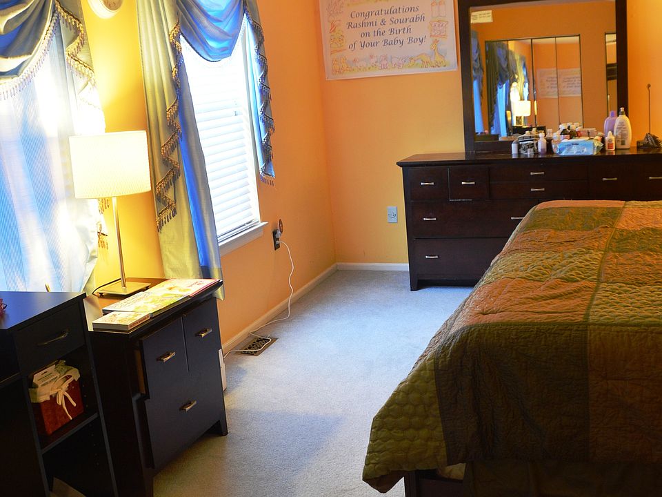 BR1: Master bedroom
