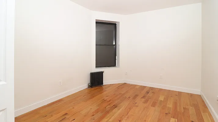 Rented by Reliance USA Inc | media 20