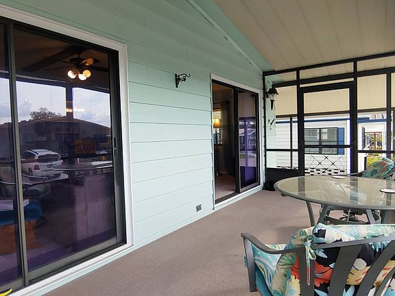 5th image of 219 Laurelcrest Cir