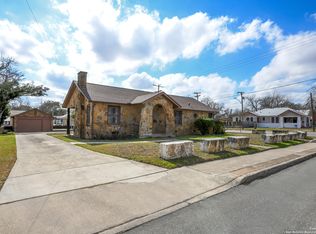 2106 Steves Ave, San Antonio, TX 78210