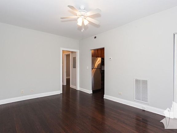 5th image of 4809 N Paulina St #1W