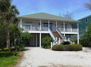 311 Seaview Ln, Edisto Island, SC 29438