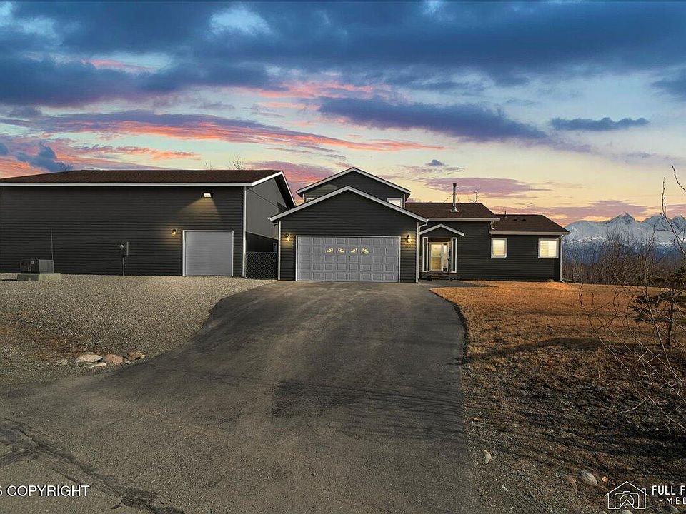 1st image of 703 S Tundra Flower Ln