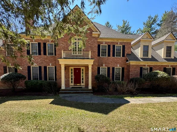 16 Brownstone Turn, Simsbury, CT 06089