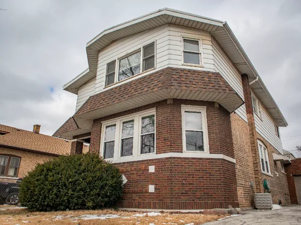 2336 W 122nd St, Blue Island, IL