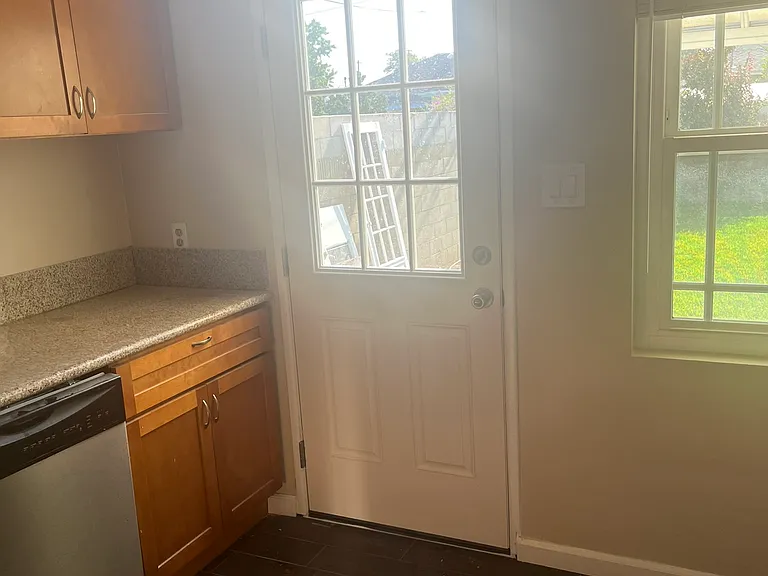 18801 Wilton Pl — Photo 17