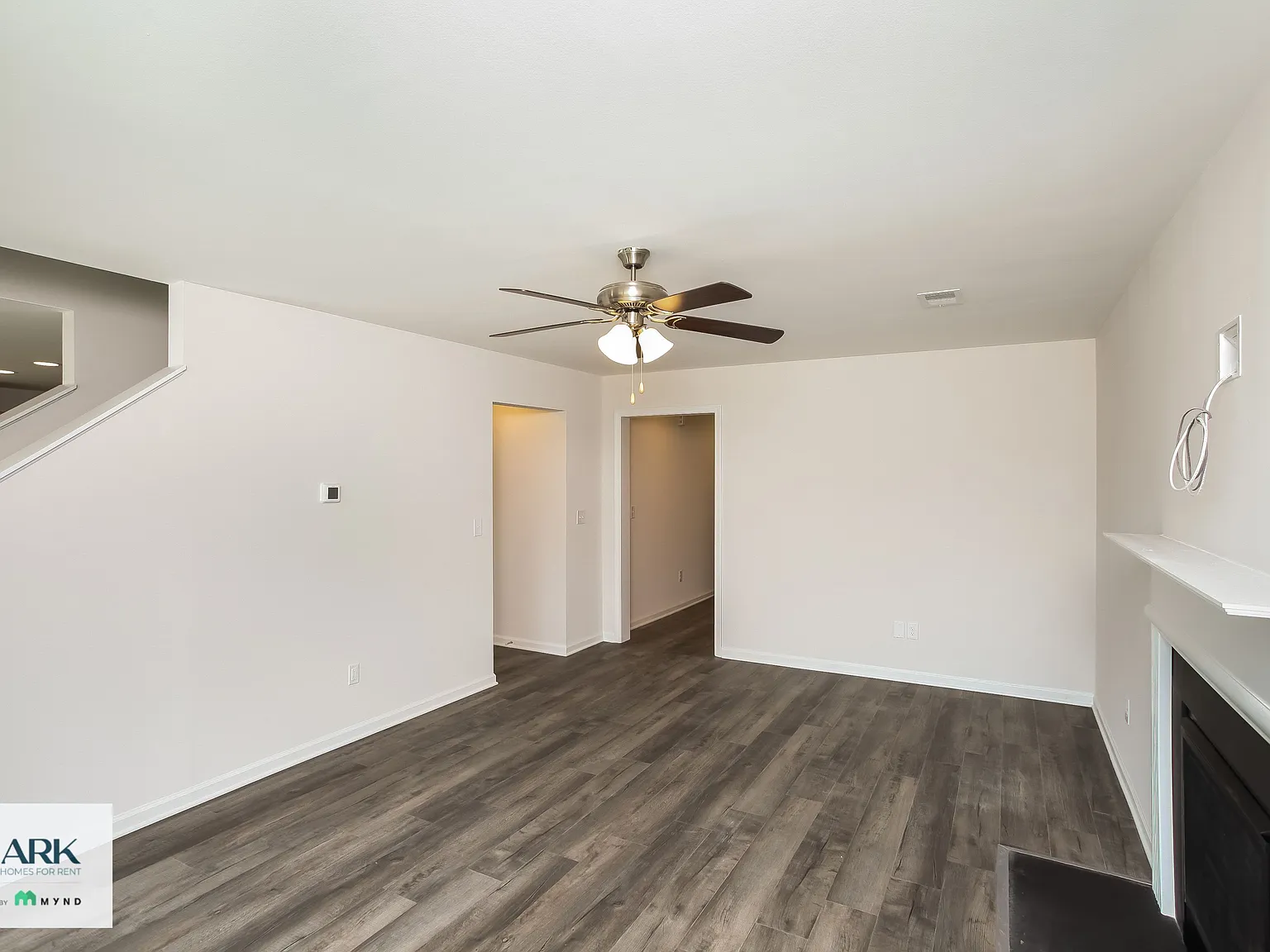 4 bed, 2.0 bath, 1900 sqft, $1,999 — Photo 3
