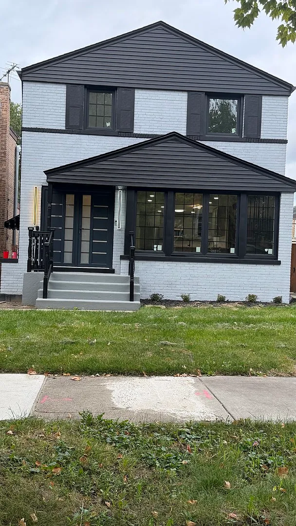 3024 W Fargo Ave photo 1