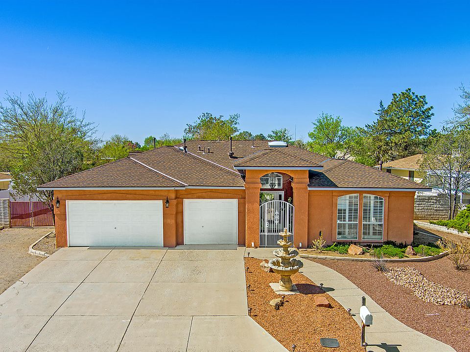 1st image of 3706 Saint Andrews Dr SE