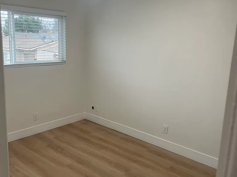Large bedroom