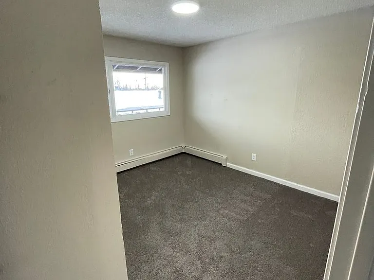 6701 E 6th Ave — Photo 19