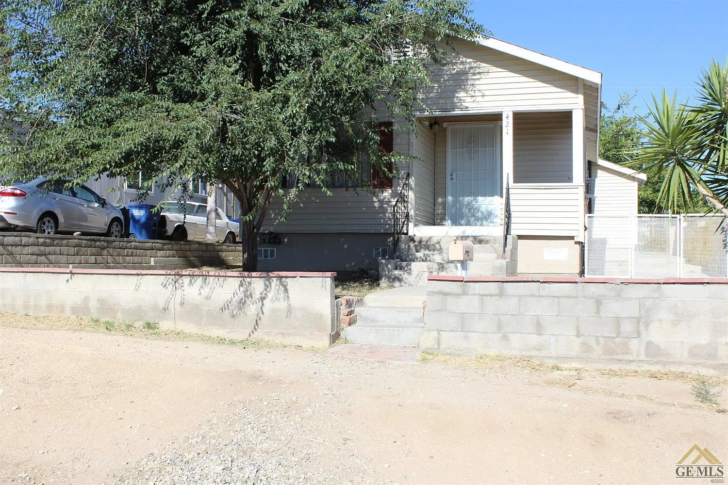 421 Asher Ave photo 1