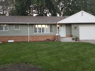 5813 Halifax Ave N, Brooklyn Center, MN 55429