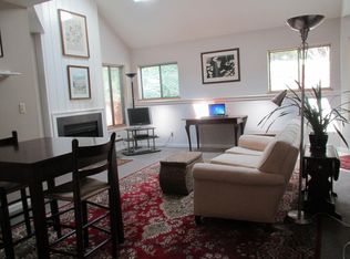 136 Tintern Ct, Charlottesville, VA 22901