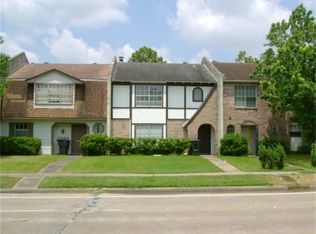 8862 Kempwood Dr, Houston, TX 77080