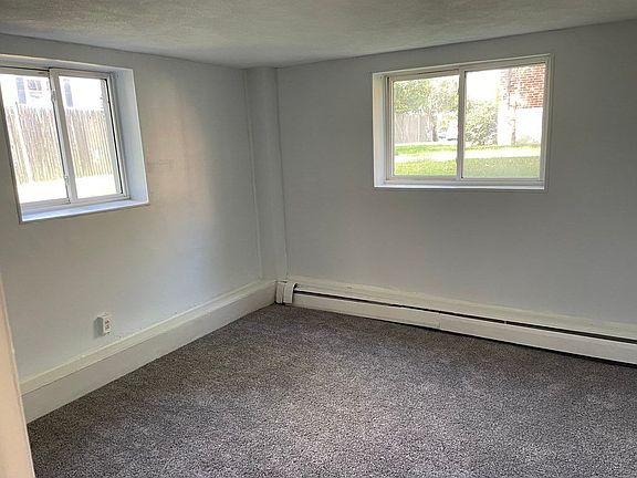 4th image of 76 Bryon Rd #2