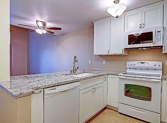 4th image of 21323 Norwalk Blvd APT 45