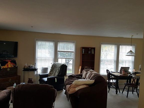 5th image of 1 Riverview Blvd APT 4-207