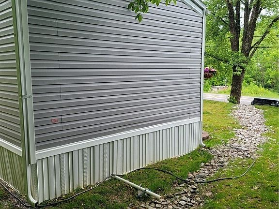 3rd image of 3121 1/2 Sissonville Dr