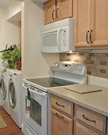 5th image of 8115 Independence Dr APT D