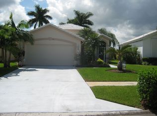 824 Lake Wellington Dr, Wellington, FL 33414