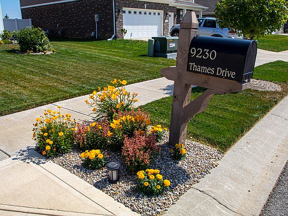 5th image of 9230 Thames Dr