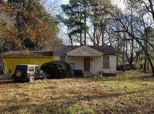 813 S Main St, Dermott, AR 71638