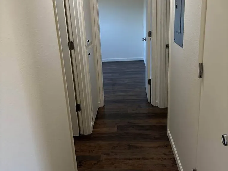 Ava Apartments — Photo 9