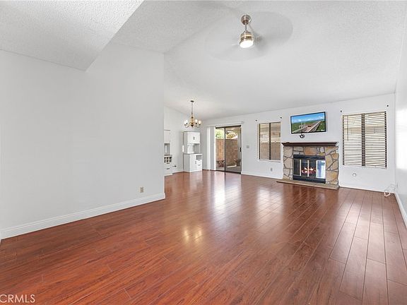 4th image of 1368 Randolph Cir