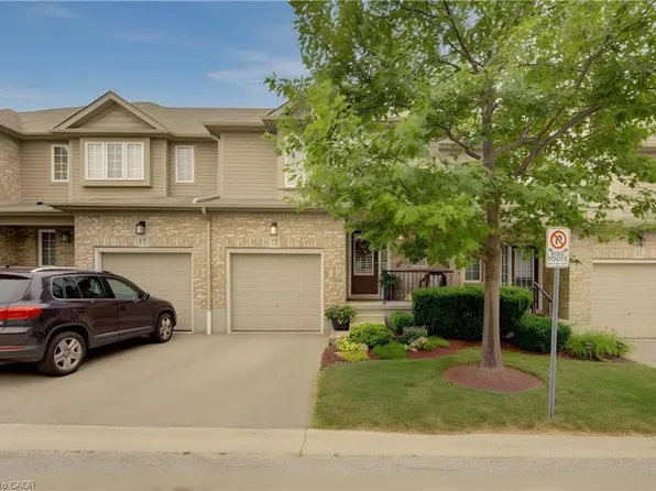 555 Chablis Dr #12, Waterloo, ON N2T 0A5