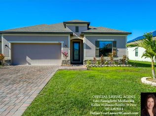 7543 39th Ave E, Palmetto, FL 34221