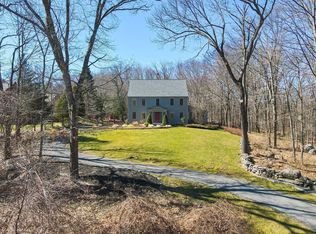 81 Tokatawan Spring Ln, Boxboro, MA 01719