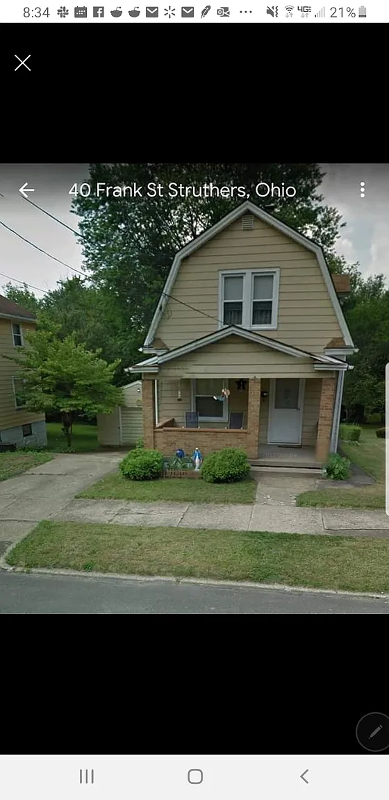 40 Frank Ave photo 1