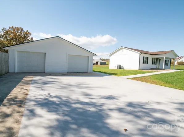 5894 Fisher Davis Rd, Morganton, NC 28655