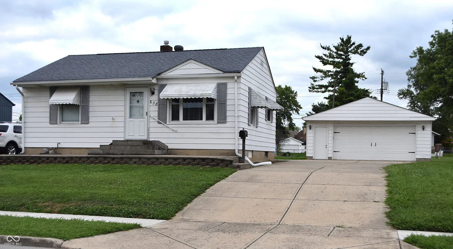 638 Byland Dr photo 1