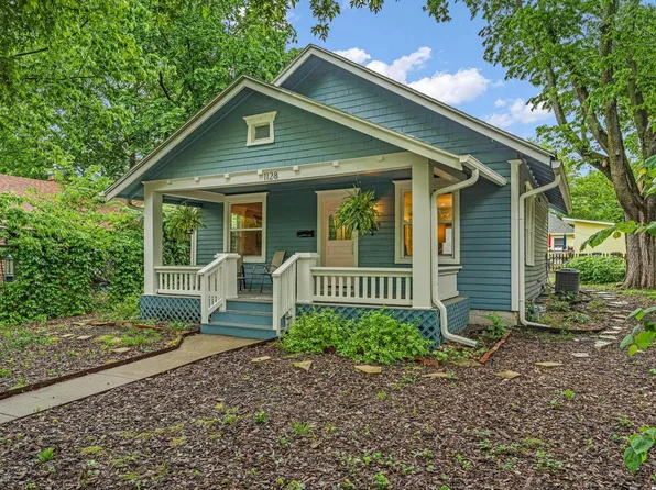1128 New York St, Lawrence, KS 66044
