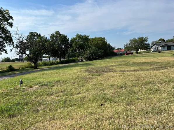 Choctaw St, Kingston, OK 73439